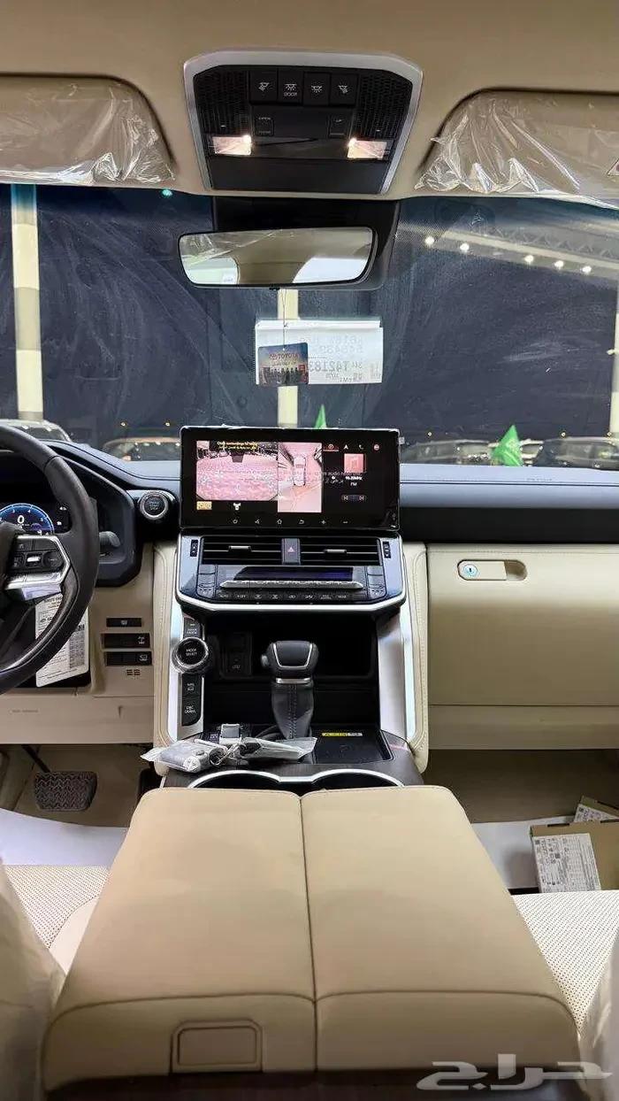 interior frontRight