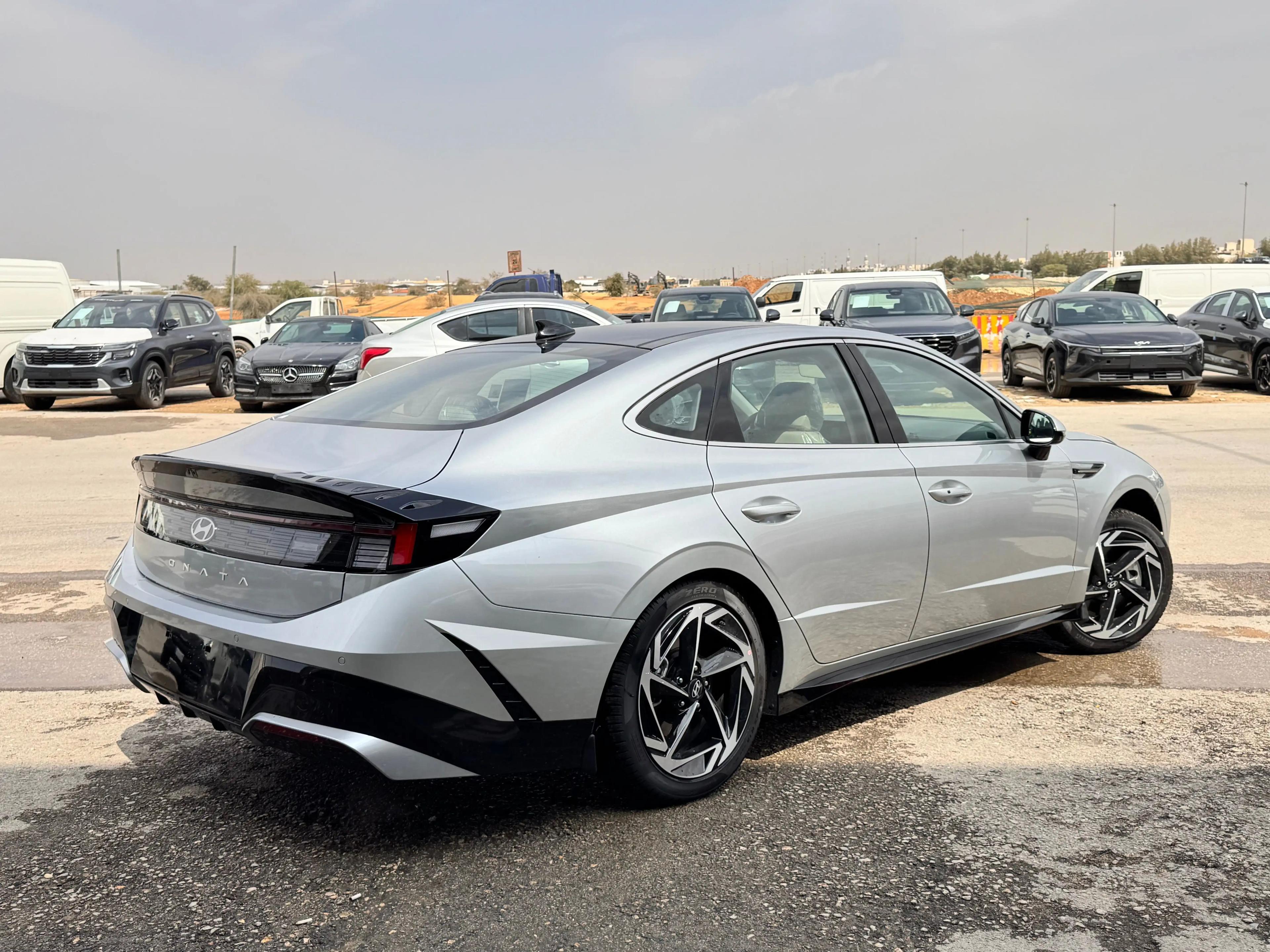 exterior rearLeft