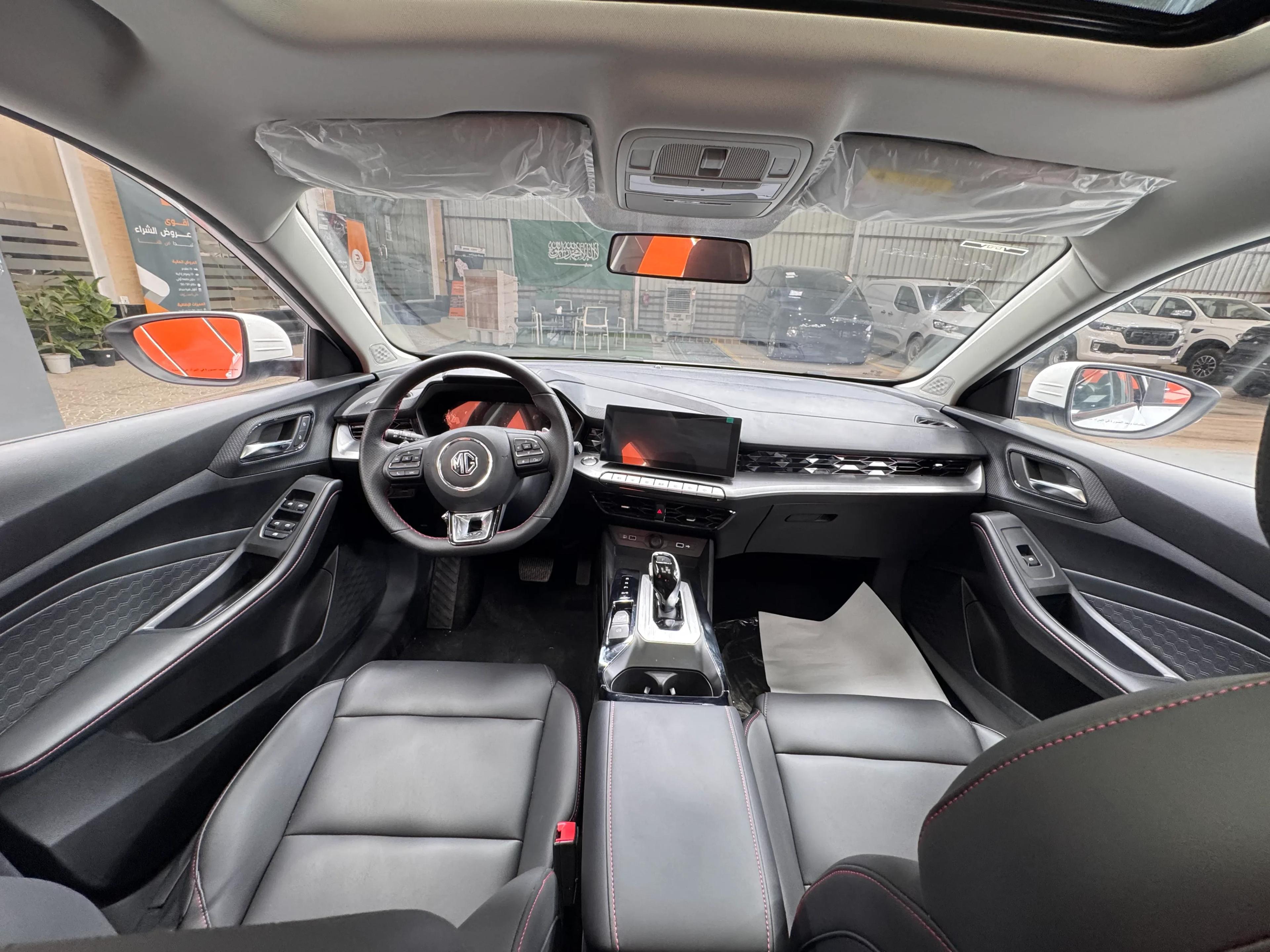 interior image_1