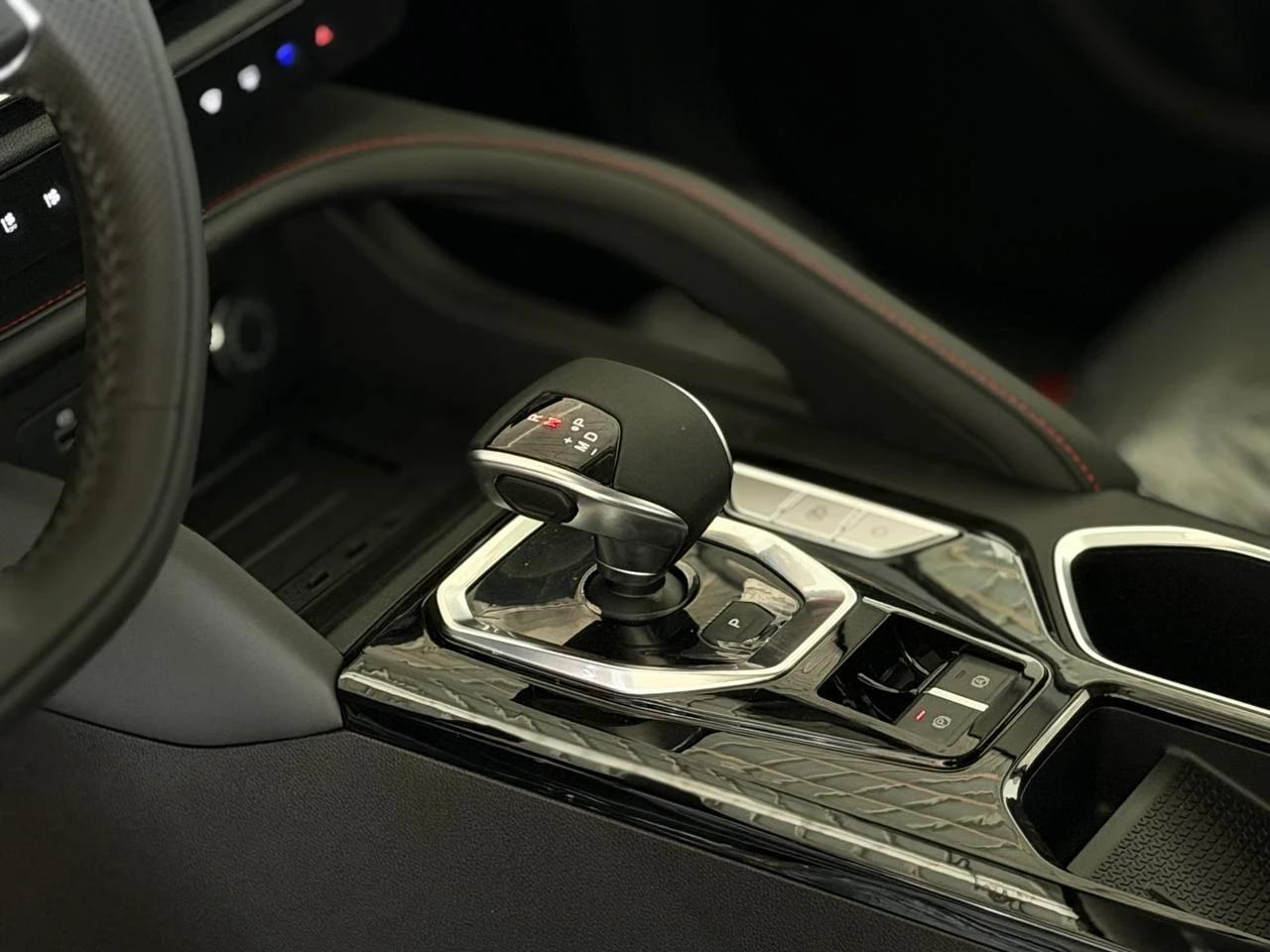 interior image_0